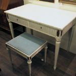 245 5519 WRITING DESK